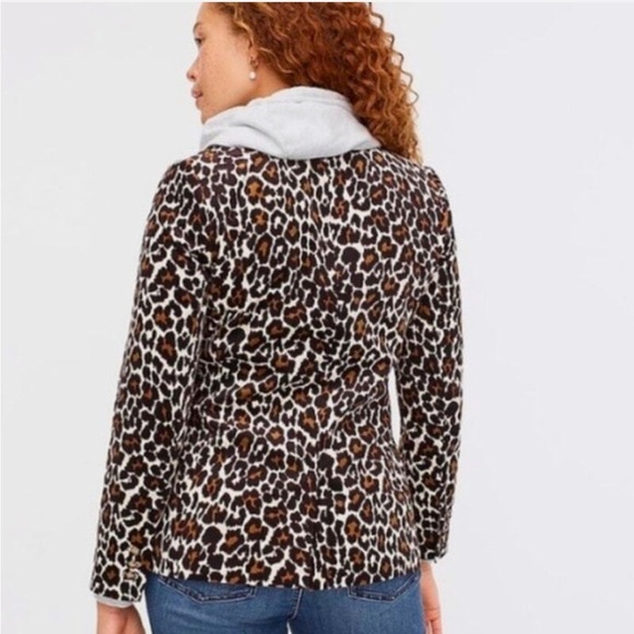 JCrew Leopard Print Women's Two Button Blazer - Picture 2 of 10